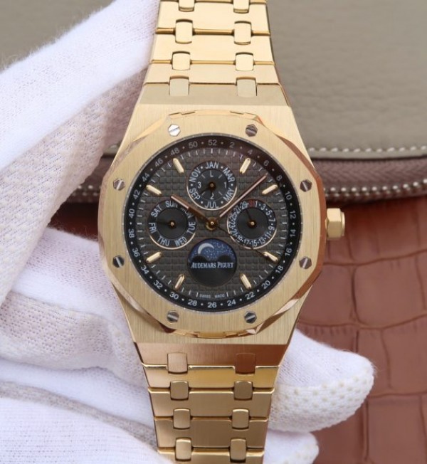 How to buy a Royal Oak Offshore super clone watches for sale in Madagascar?