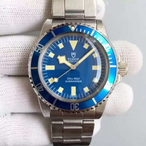 Tudor Tudor Blue Submariner SS Blue Dial SS Bracelet A2824