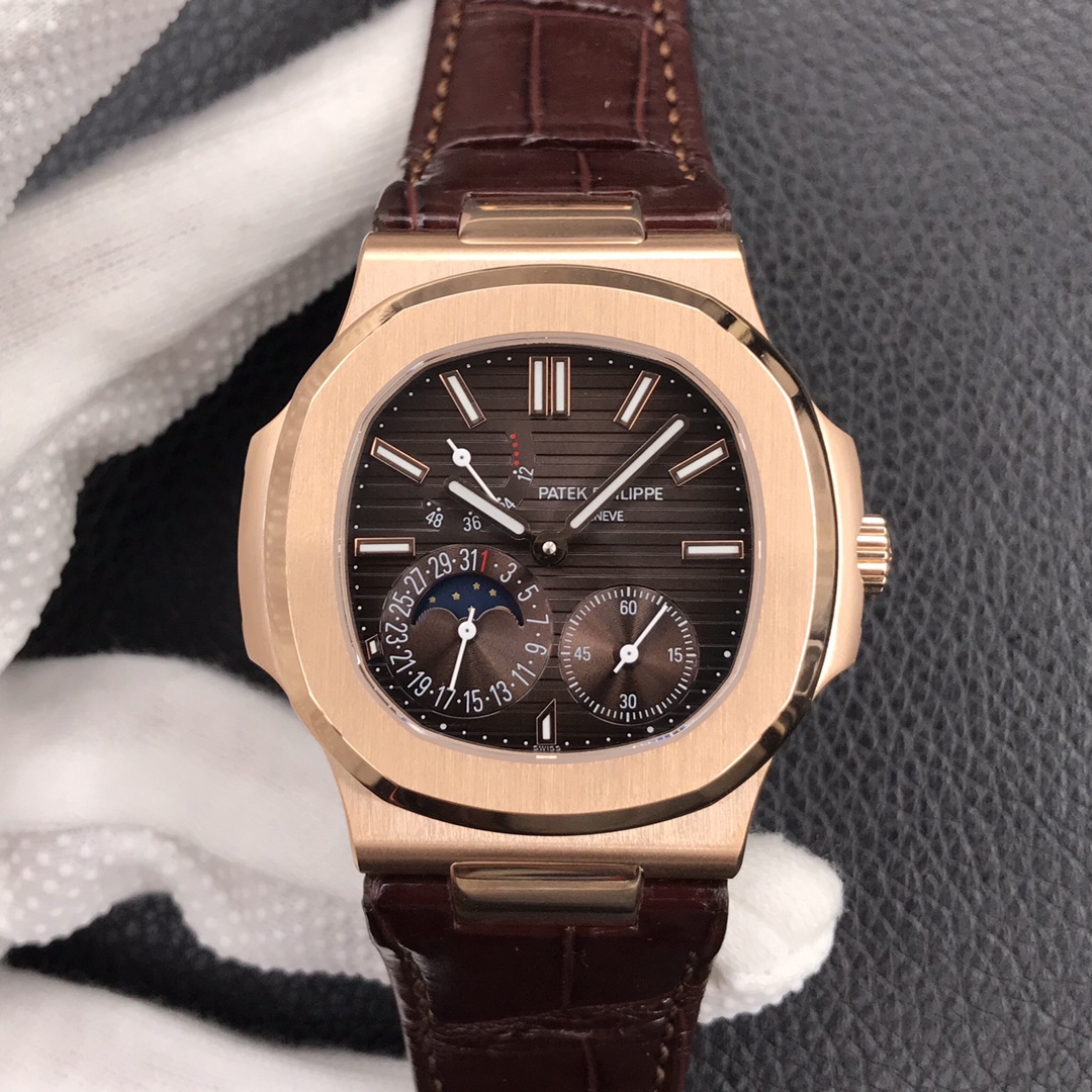 Patek Philippe Nautilus 5712GR-001 18K Rose Gold