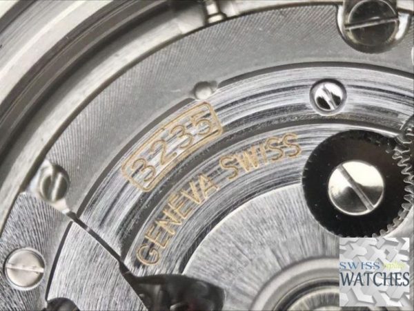 ROLEX SEA DWELLER BLACK DIAL SCRATCH PROOF 43MM SWISS REPLICA 126600.2 - gallery