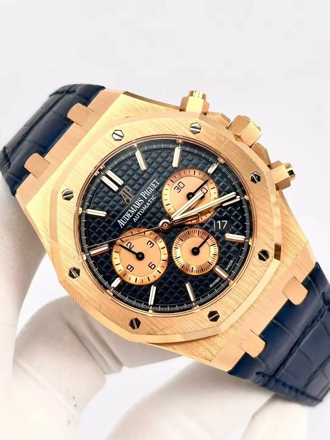 Audemars Piguet Royal Oak Selfwinding Chronograph Blue 26331OR.OO.D315CR.01 - gallery