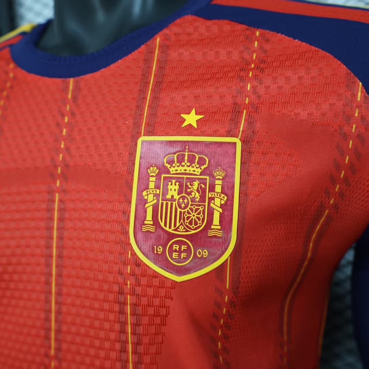 2026 Spain Home World Cup Soccer Jersey Authentic Shirt Long Sleeve - view 4