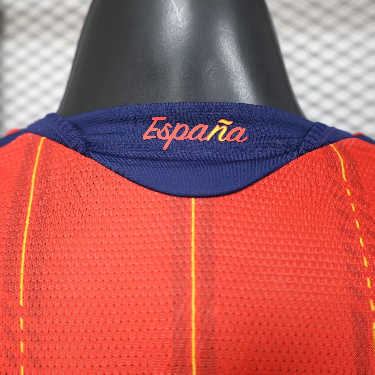 2026 Spain Home World Cup Soccer Jersey Authentic Shirt Long Sleeve - view 10