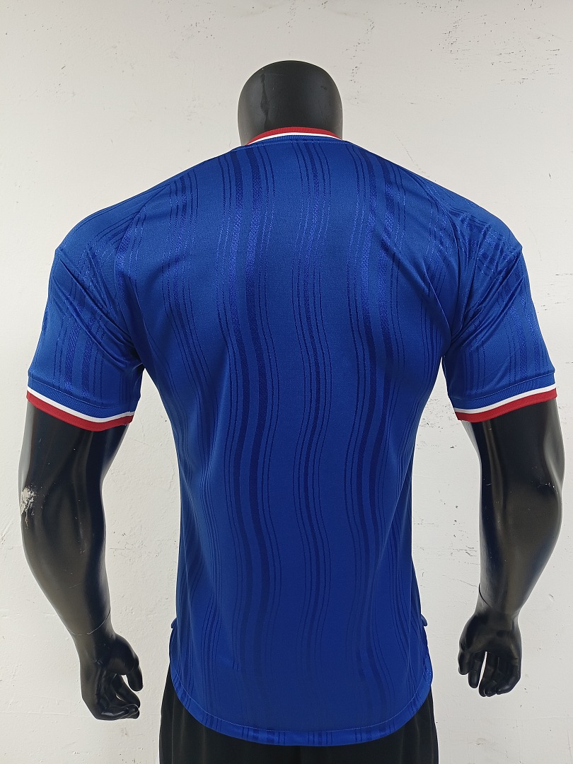 2627 Club 26-27 Manchester United Away Jersey 6 vs The Original: A Detailed Comparison