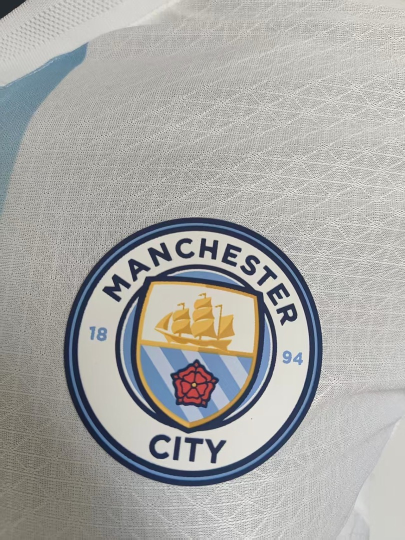 26-27 Manchester City Second Away Jersey - view 4