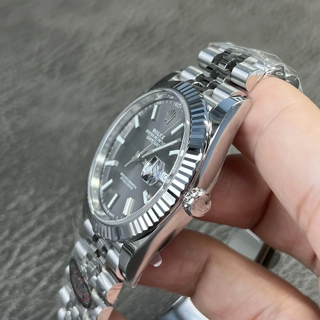 Superclone Rolex Datejust 41mm Rhodium Dial 126334 Jubilee - gallery