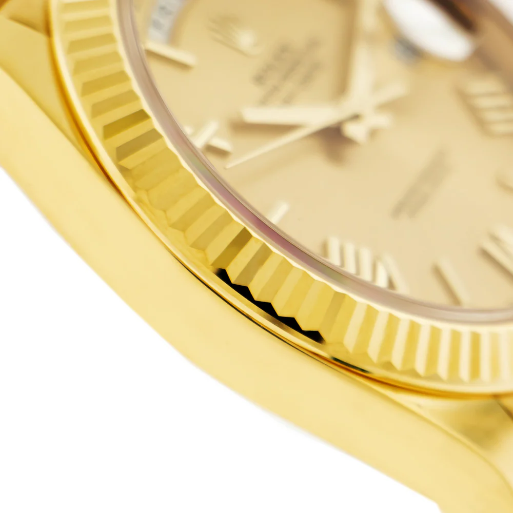 Superclone Rolex Day-Date 40 mm Roman Champagne Dial 228238 - gallery