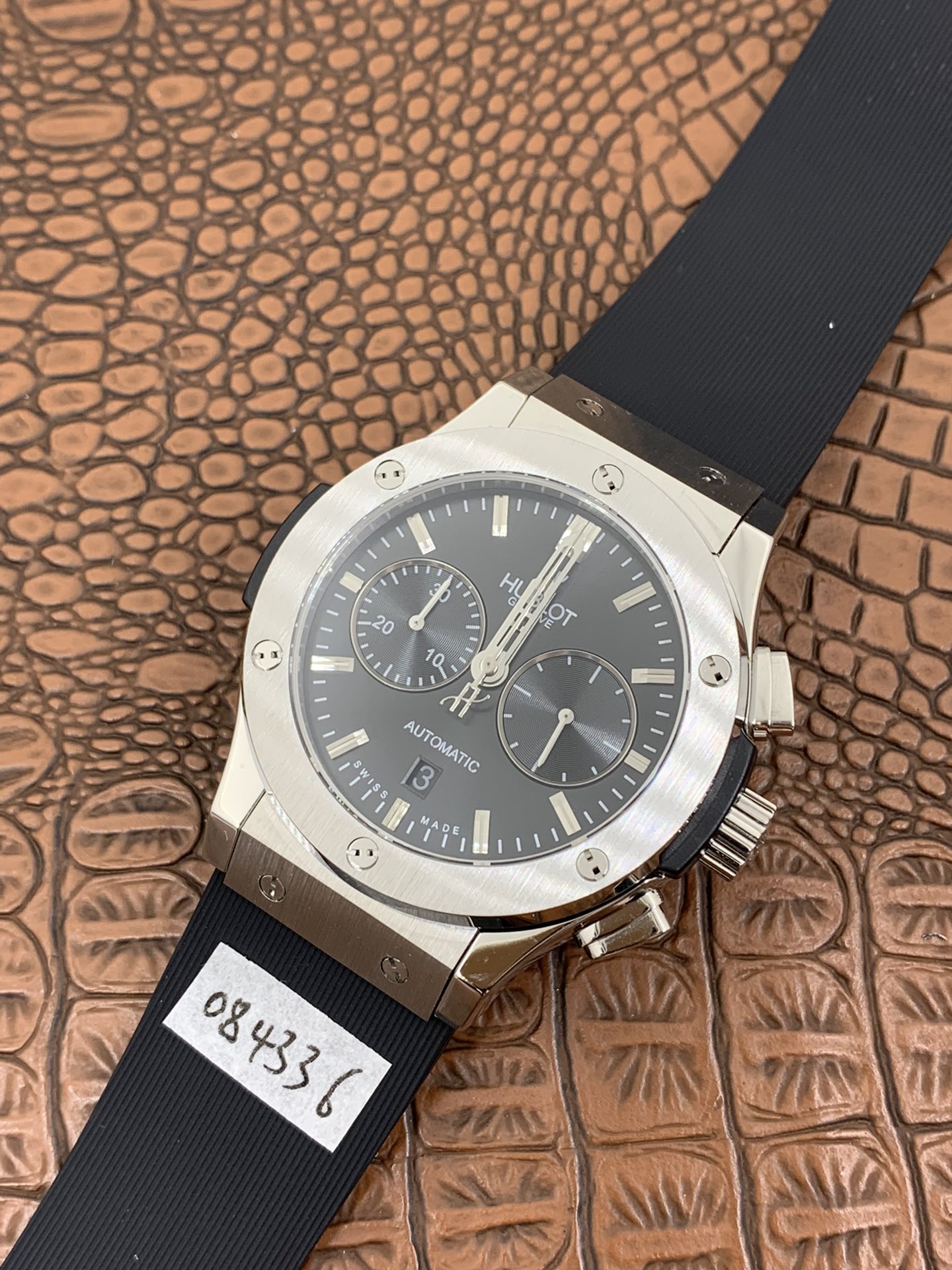 Hublot Fusion Chronograph 45mm 521.NX.7071.RX - gallery