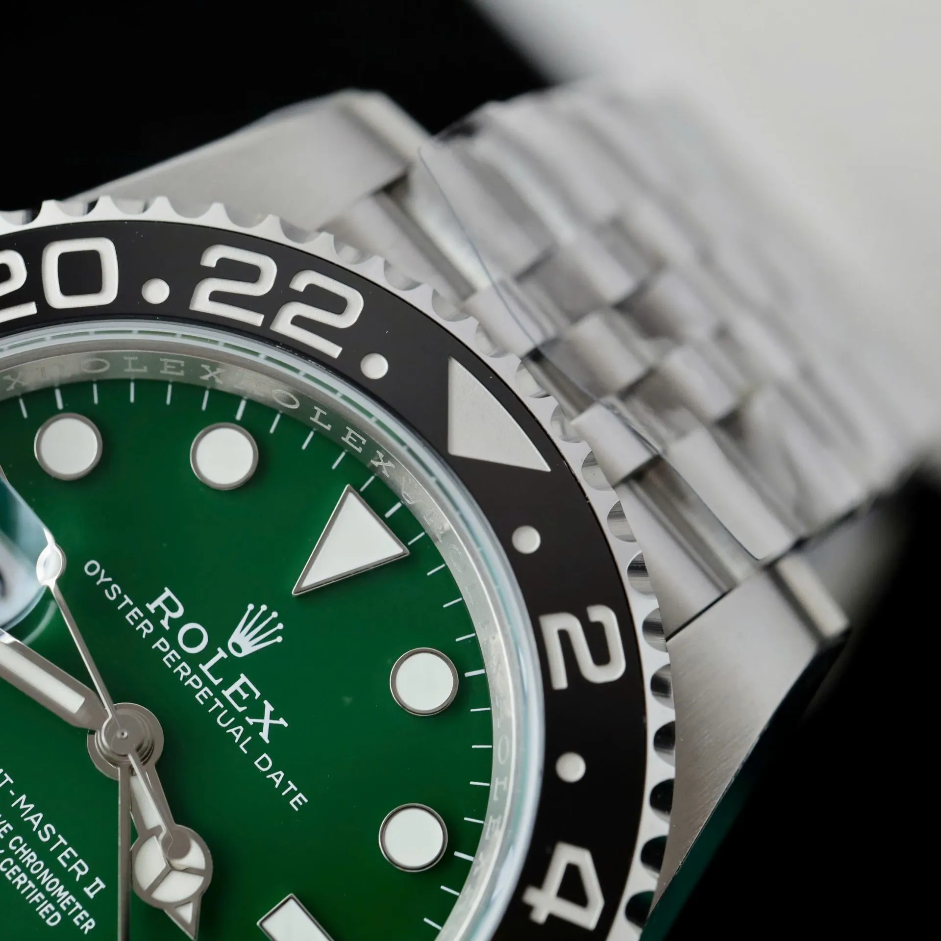 Superclone Rolex GMT-Master II 40 mm 126729VTNR Jubilee “Absinthe” - gallery