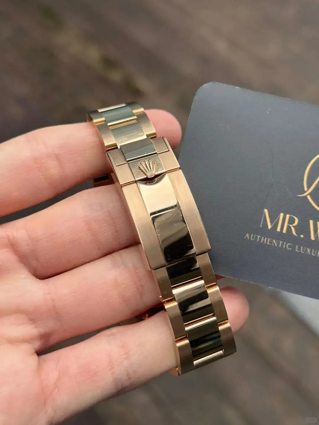 Rolex GMT-Master II Oyster 40 mm Everose gold 126715CHNR - gallery