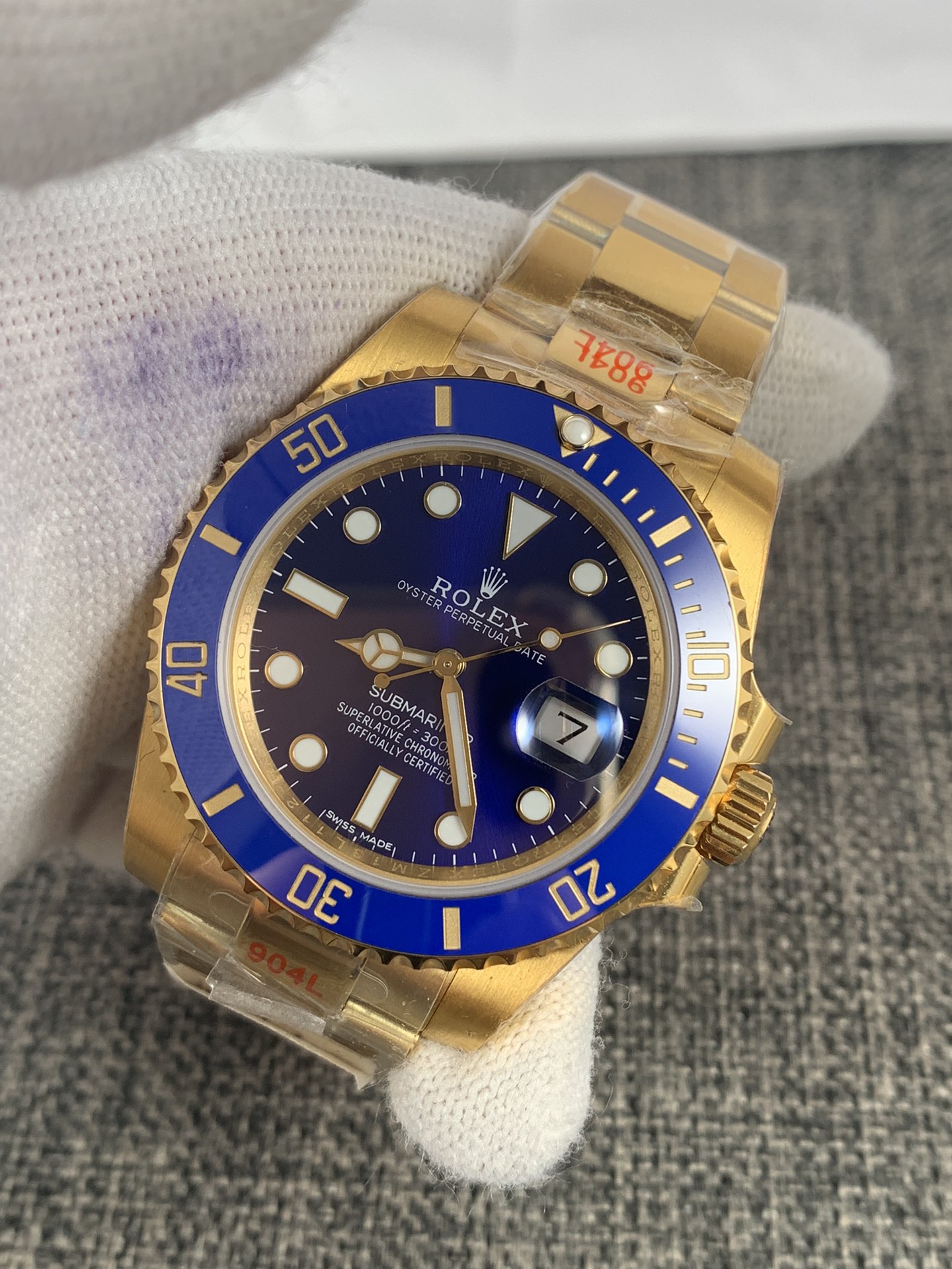 Rolex Submariner 40mm 116618LB-0003 - gallery