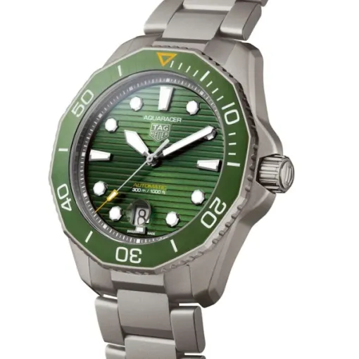 TAG Heuer Aquaracer Men Automatic Green Titanium Watch WBP208B.BF0631 - gallery