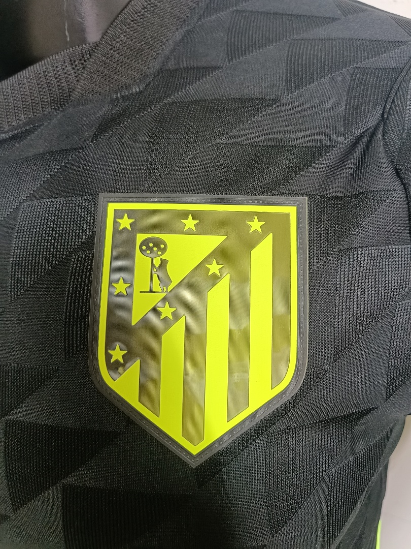 26-27Atletico MadridAway - view 4