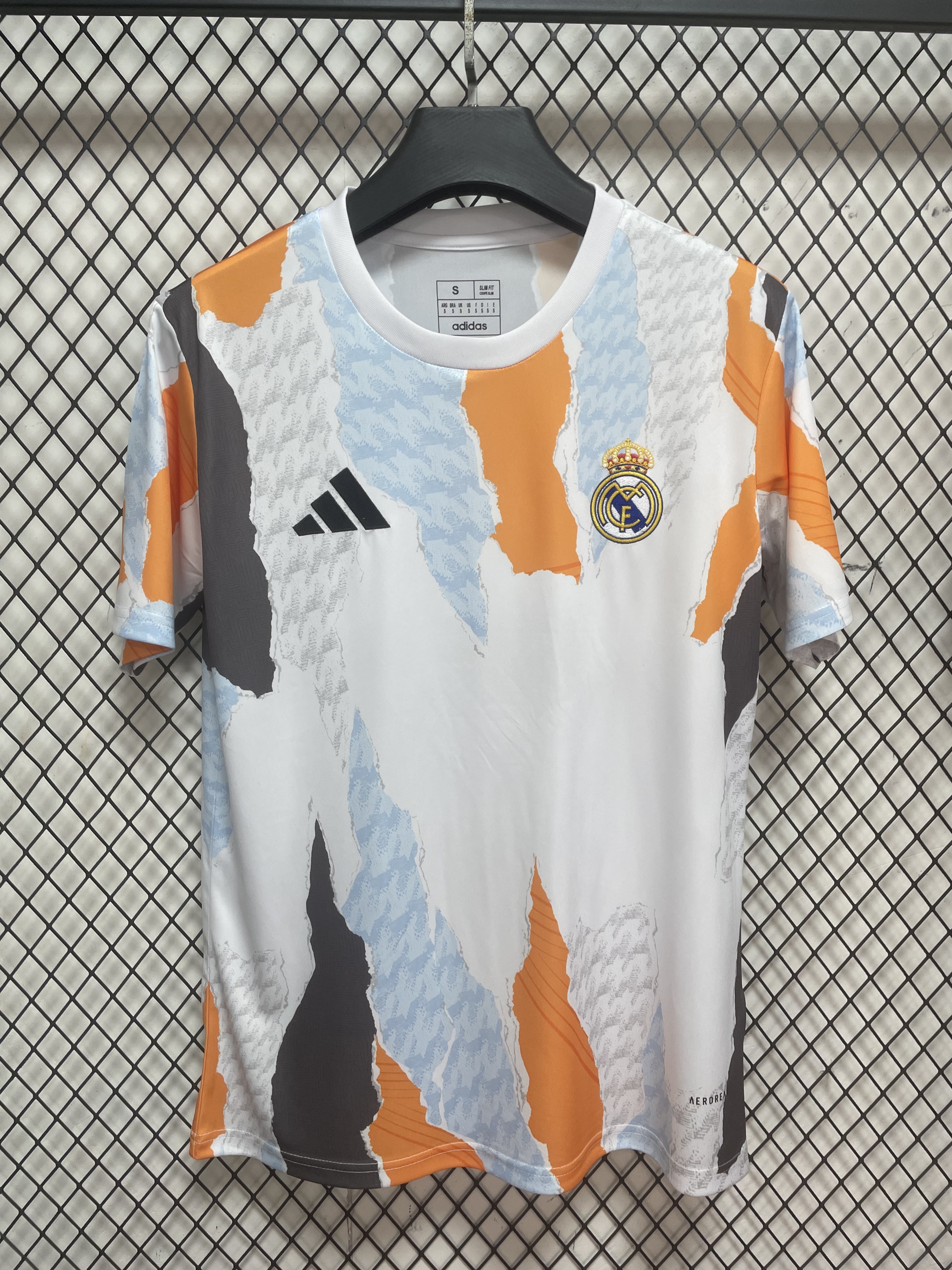 Training Suit Real Madrid Pre-match Jersey S-4 XL Review: Is It Worth the Investment?